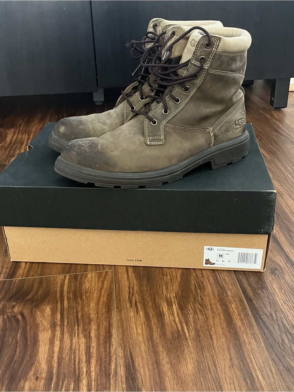 UGG Men's Dark Brown Suede Lace-Up Boots